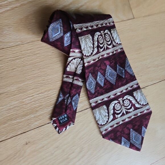 Fratelli 100% Silk Handmade In Italy Grecian Look Maroon Gray Black Men’s Tie - Picture 2 of 7